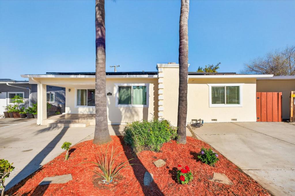 13881 Story Road Property Photo 1