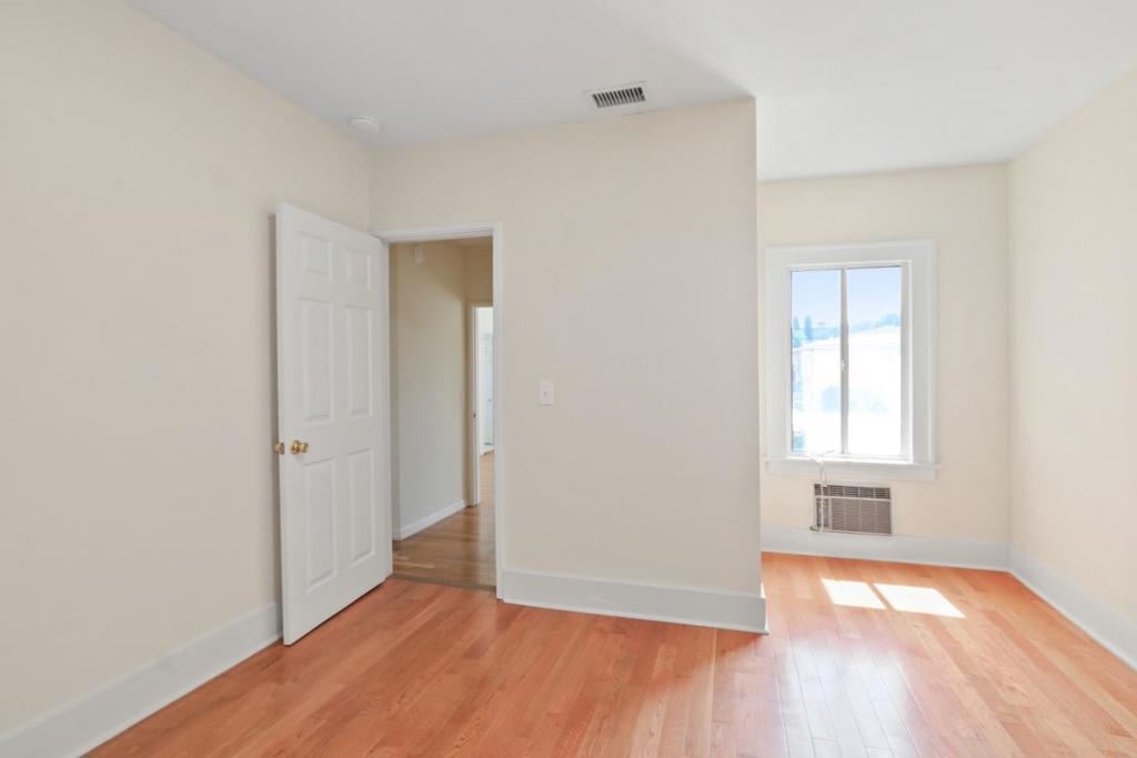 1332 E Las Tunas Drive Property Photo 23