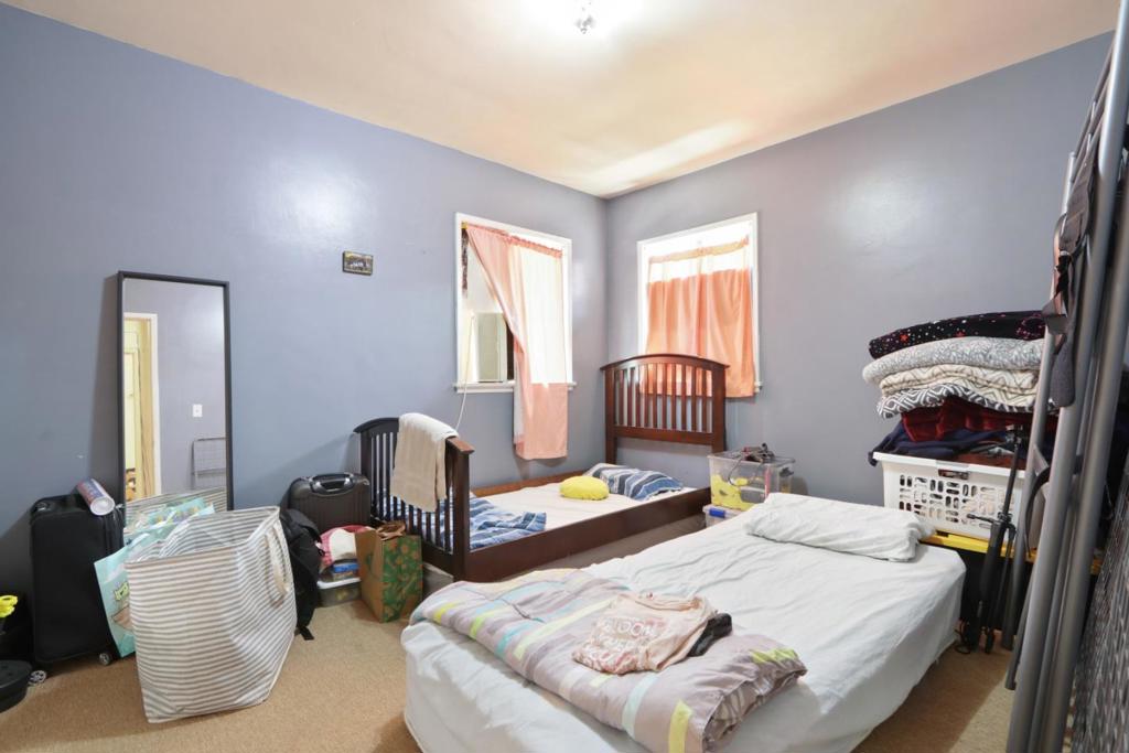 1332 E Las Tunas Drive Property Photo 32
