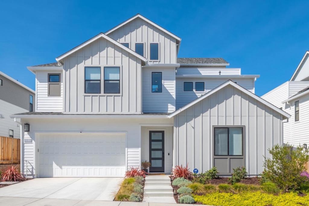 2409 Schooner Avenue Property Photo 3