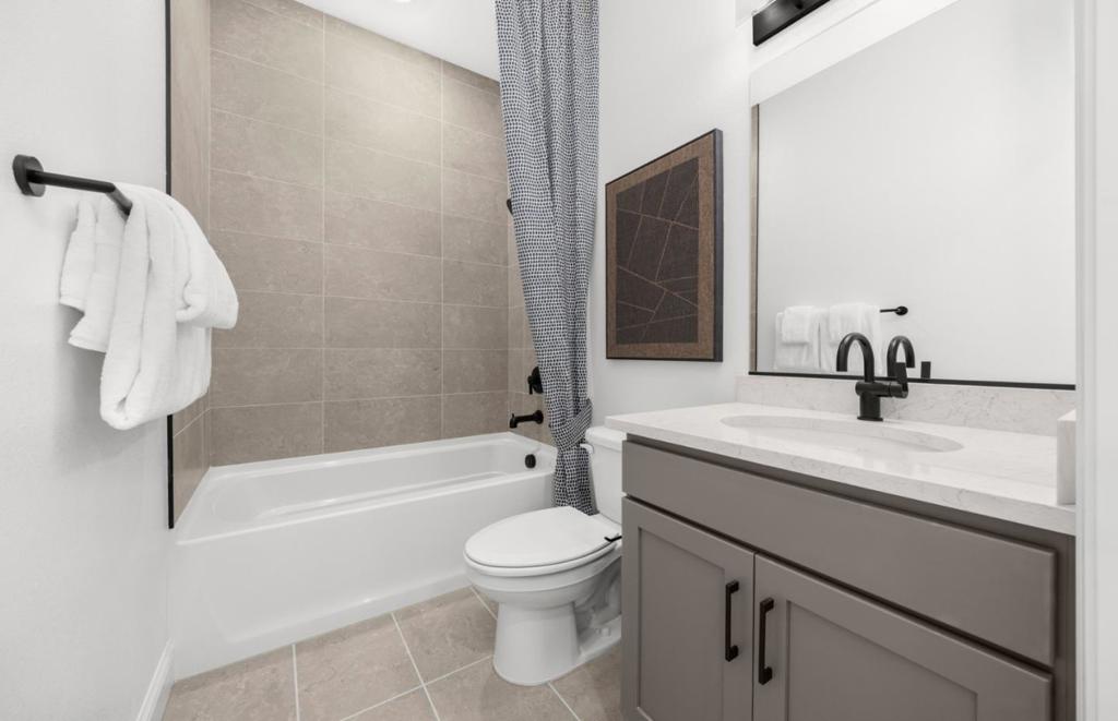 2439 Willow Way Property Photo 5