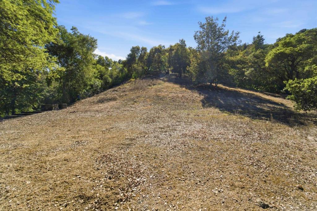 15400 Madrone Hill Road Property Photo 16