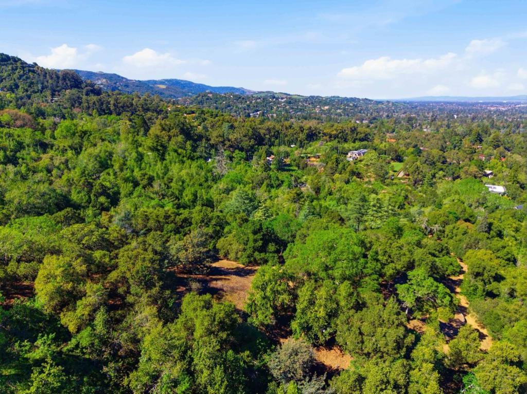 15400 Madrone Hill Road Property Photo 32