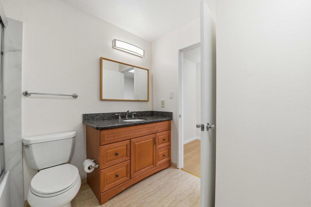 460 Auburn Way 5 Property Photo 17