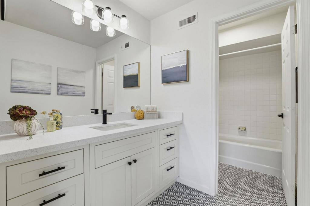 3222 Lake Albano Circle Property Photo 21