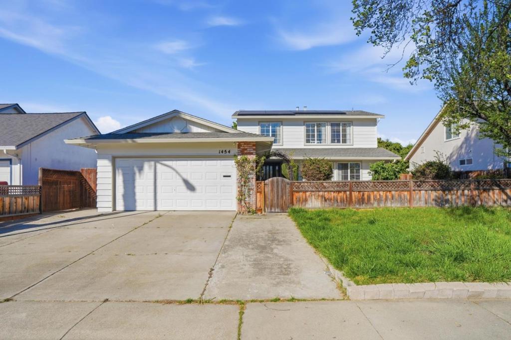 1454 Arlington Road Property Photo