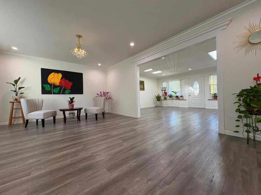 5187 Doyle Road Property Photo 4