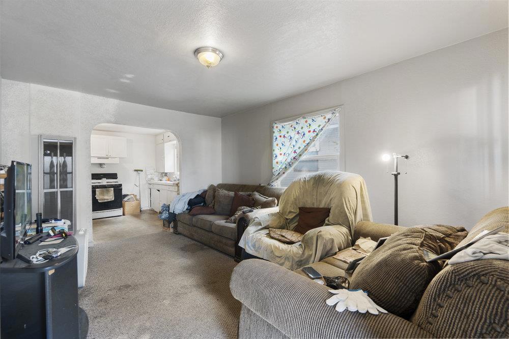 713 Sally Street Property Photo 6