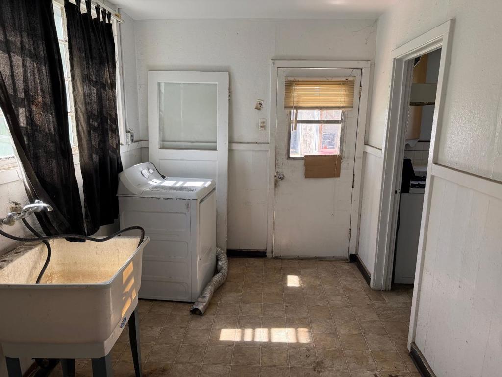 713 Sally Street Property Photo 35