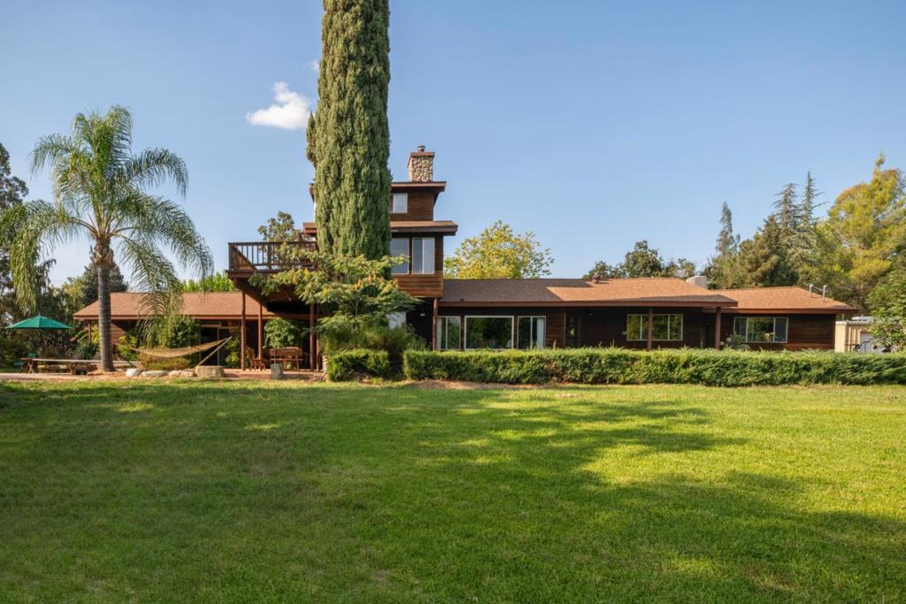 7555 Merced Falls Road Property Photo 4