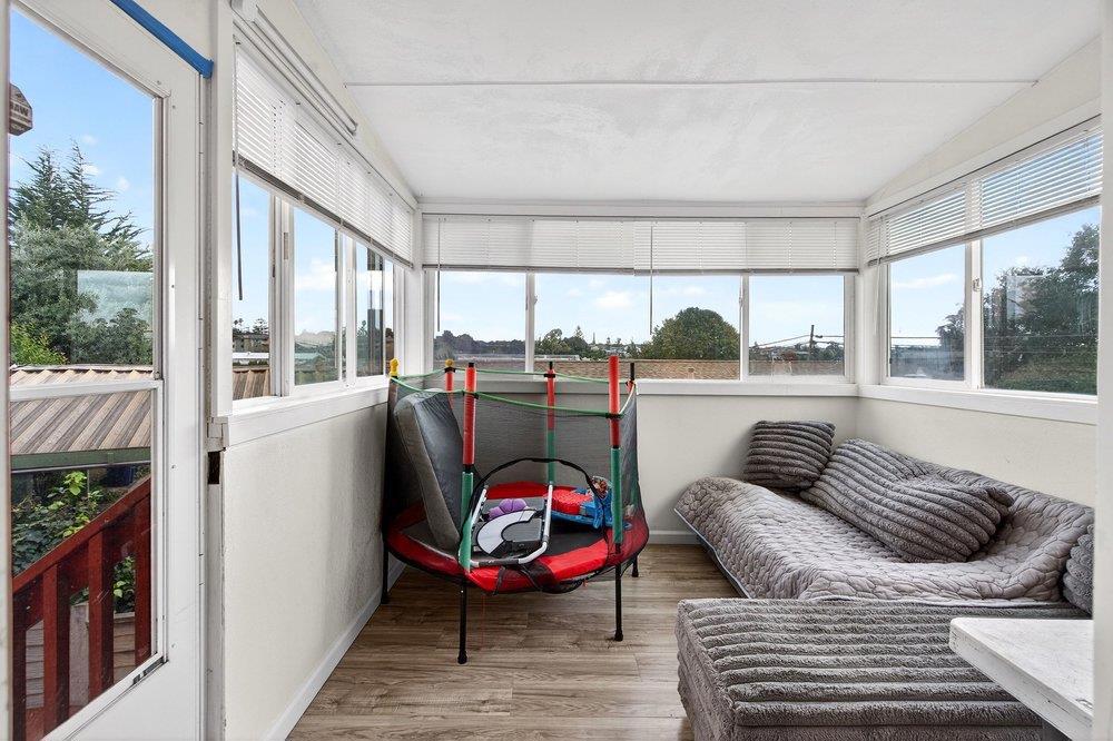 225 Kimberly Property Photo 17