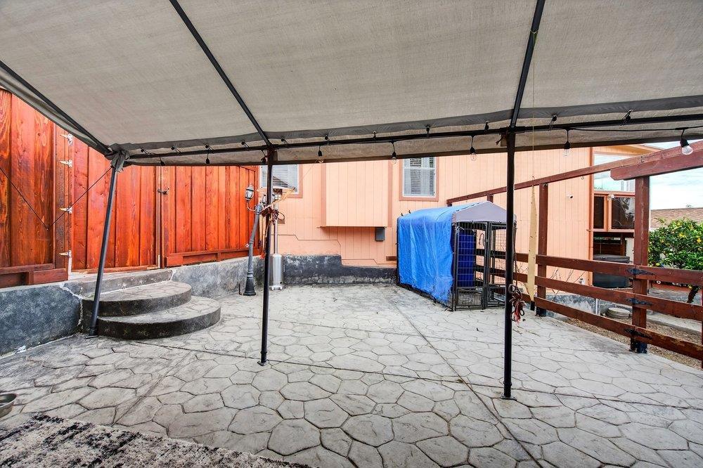 225 Kimberly Property Photo 20