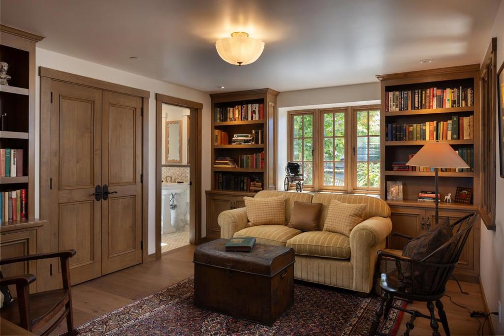 24308 San Juan Road Property Photo 11