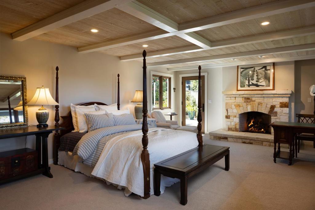 24308 San Juan Road Property Photo 12