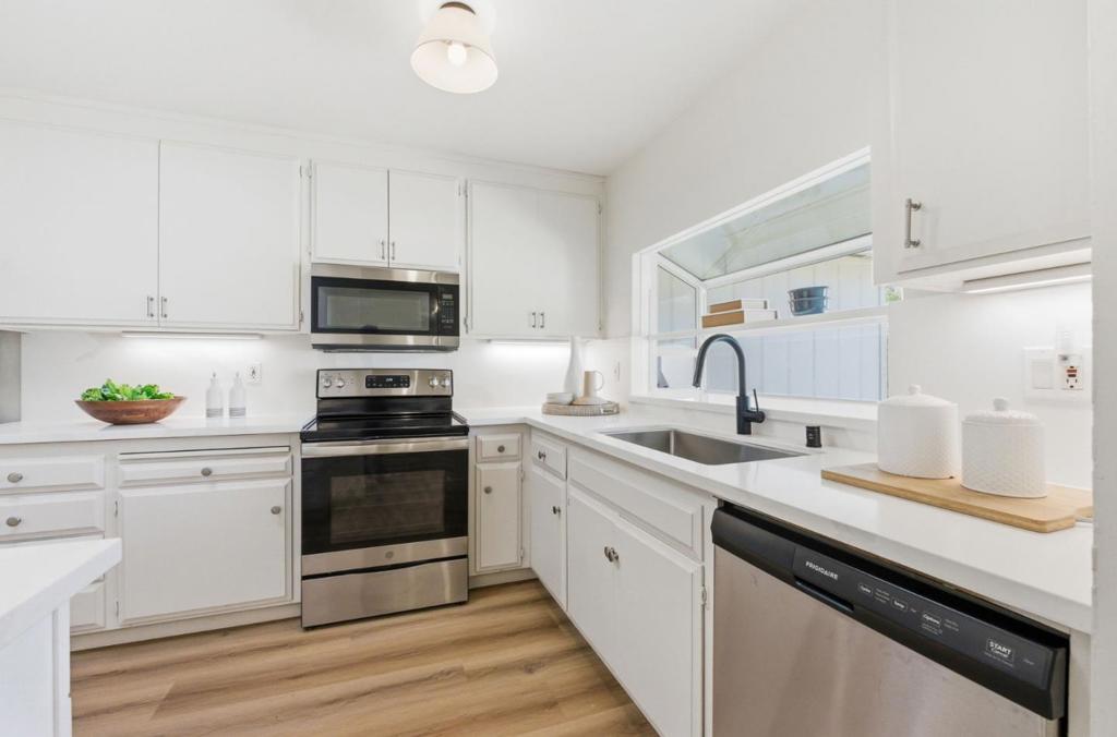 755 Feller Avenue Property Photo 10