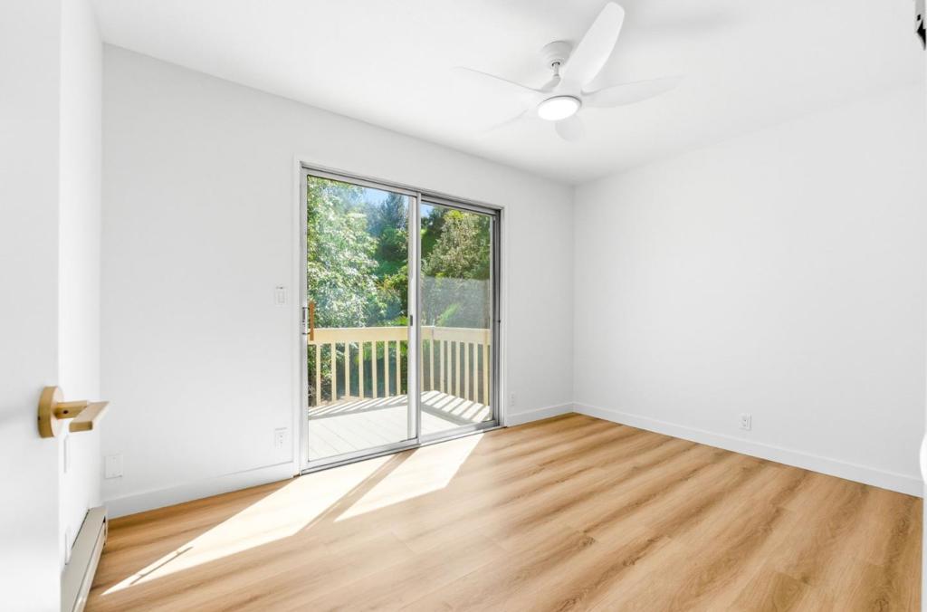 755 Feller Avenue Property Photo 35