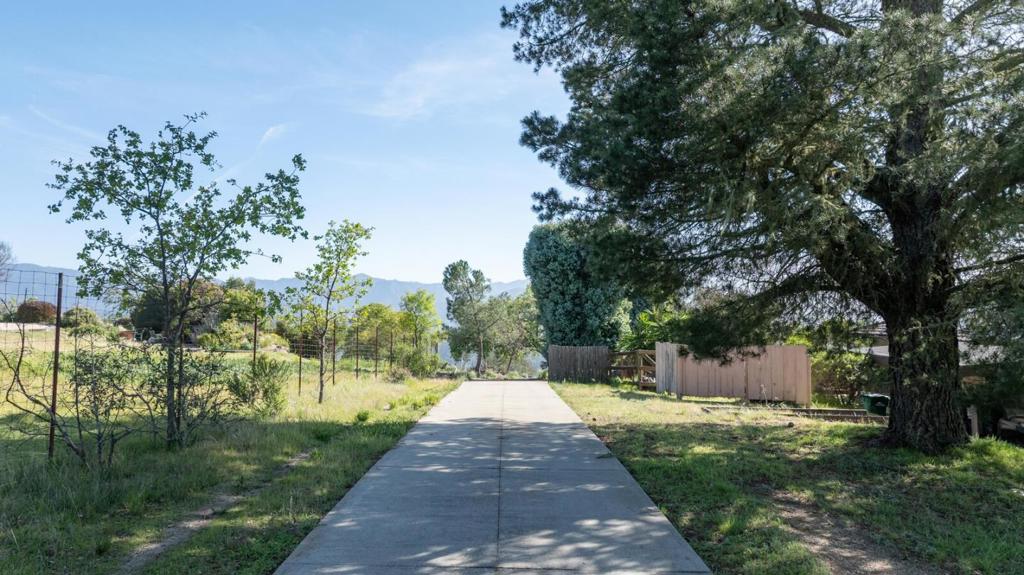 34994 Sky Ranch Road Property Photo 5