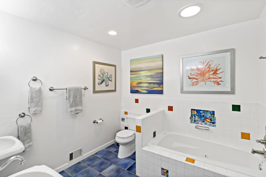 720 Temescal Way Property Photo 45