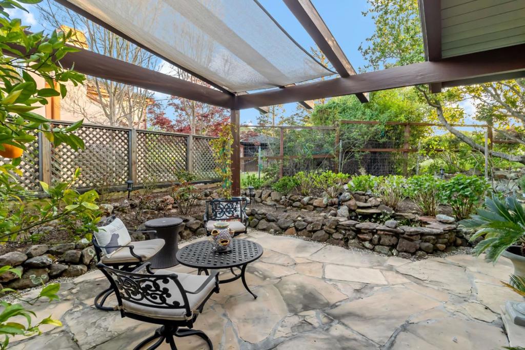 720 Temescal Way Property Photo 61