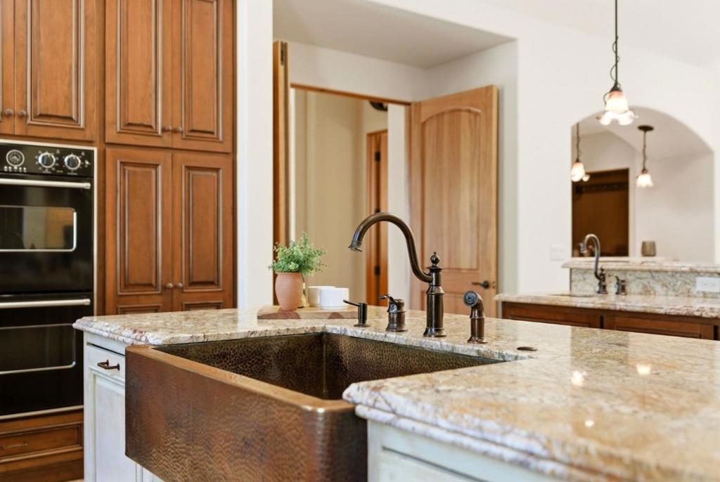 220 Falcon Property Photo 31