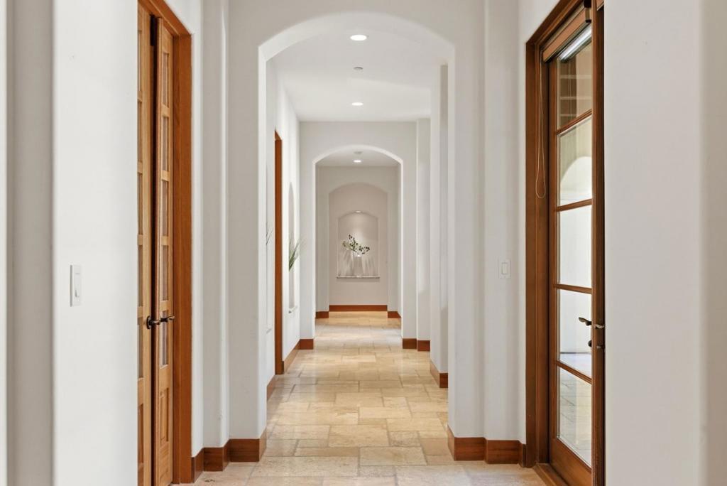 220 Falcon Property Photo 46