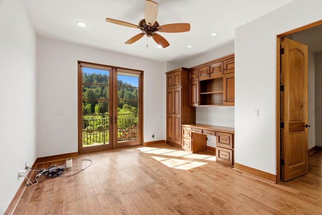 220 Falcon Property Photo 47