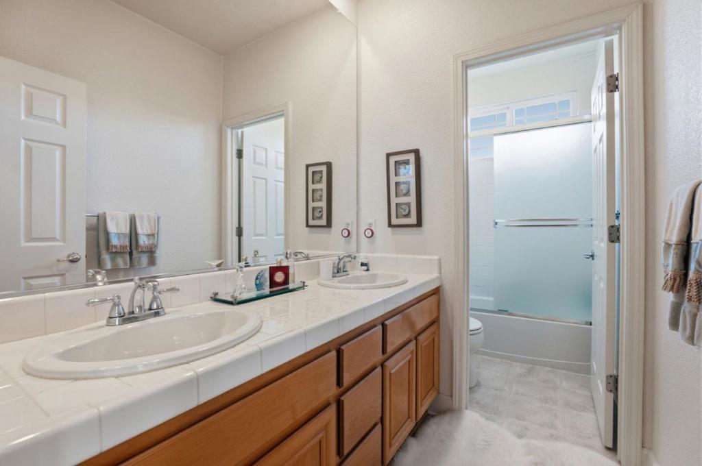 7521 Troon Court Property Photo 28