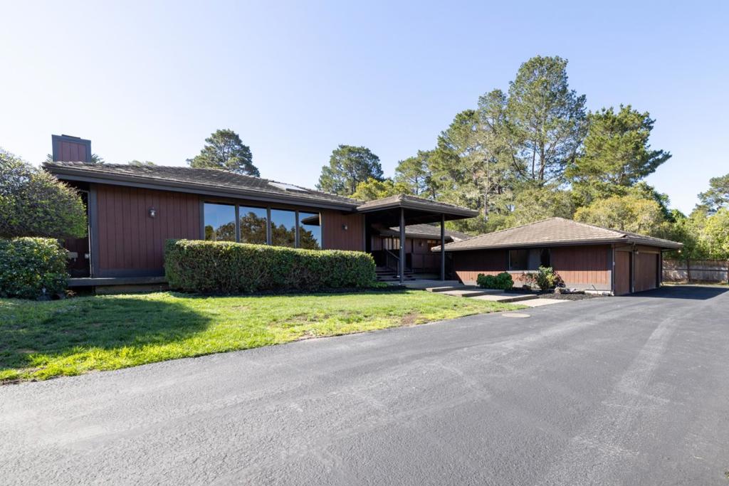 1474 Deer Flat Road Property Photo 2