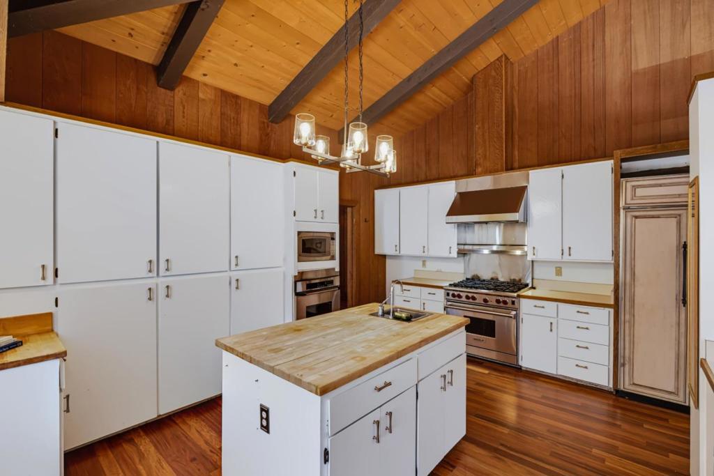 1474 Deer Flat Road Property Photo 10