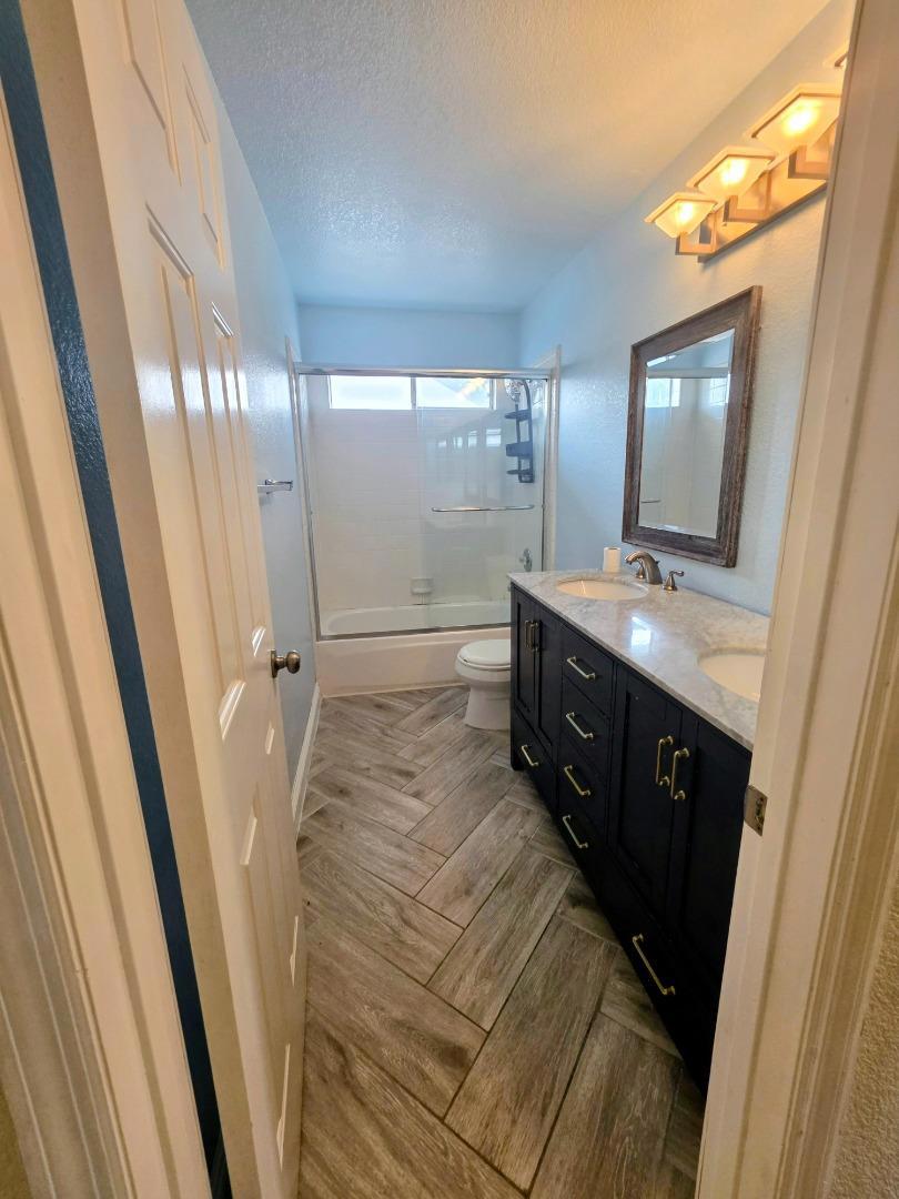 2212 Thurton Drive Property Photo 13