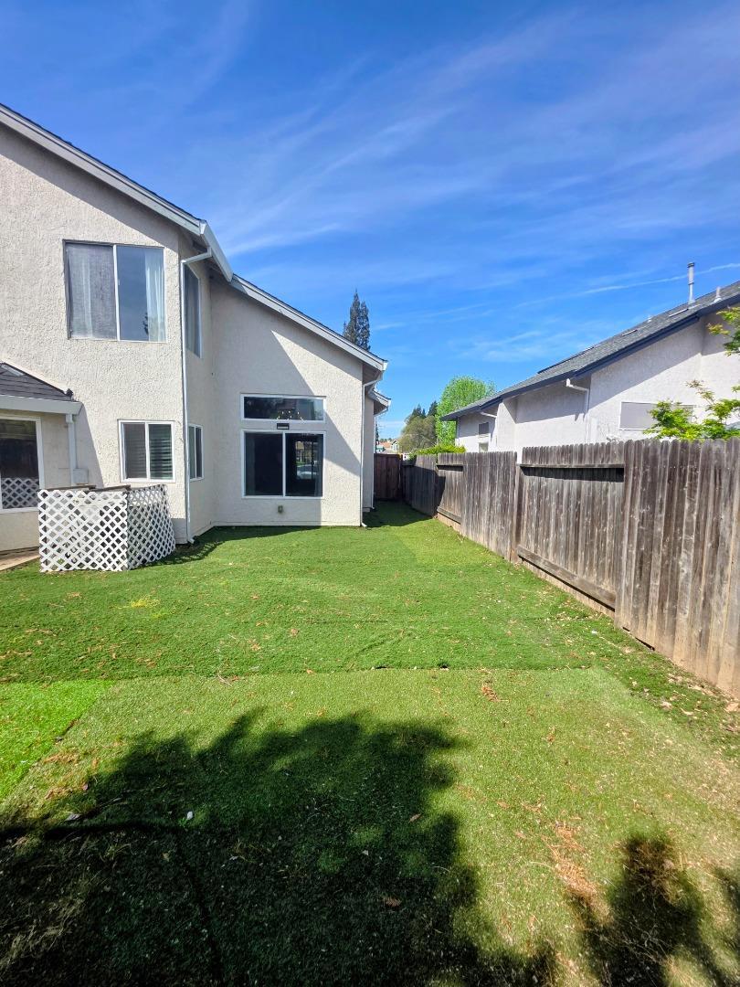 2212 Thurton Drive Property Photo 18