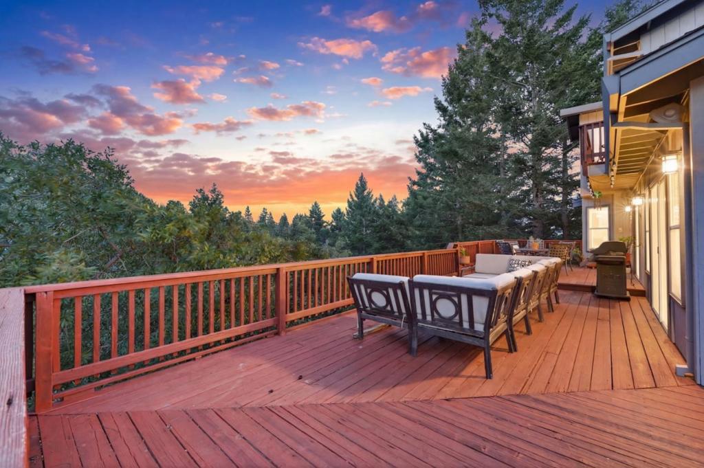18453 Las Cumbres Road Property Photo 43