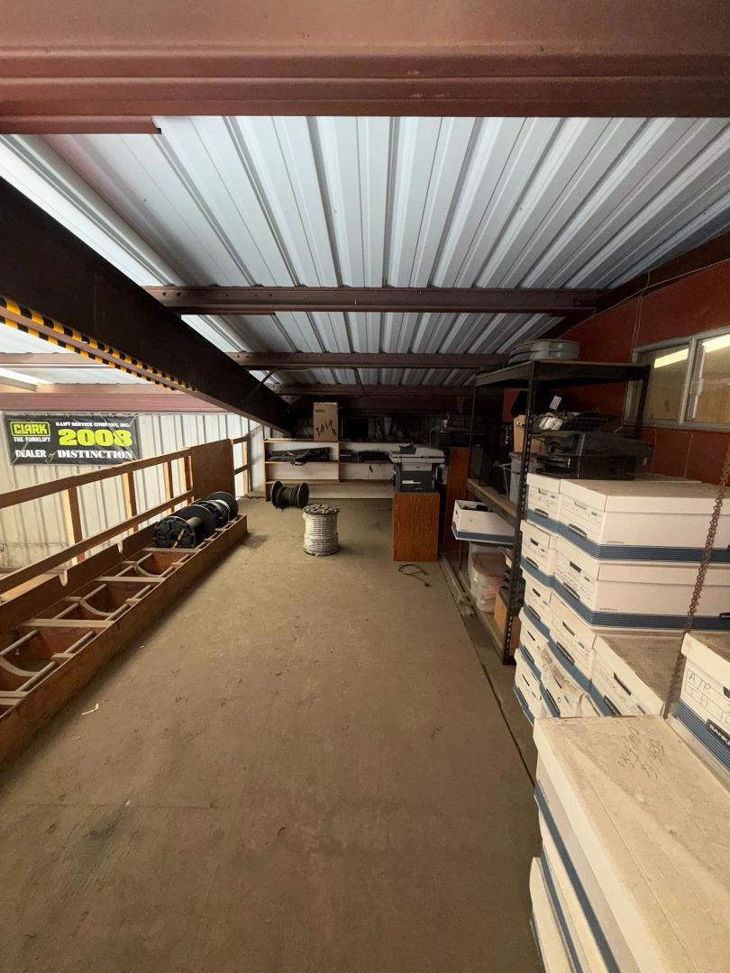 1360 Burton Avenue 1360 1366 Property Photo 46