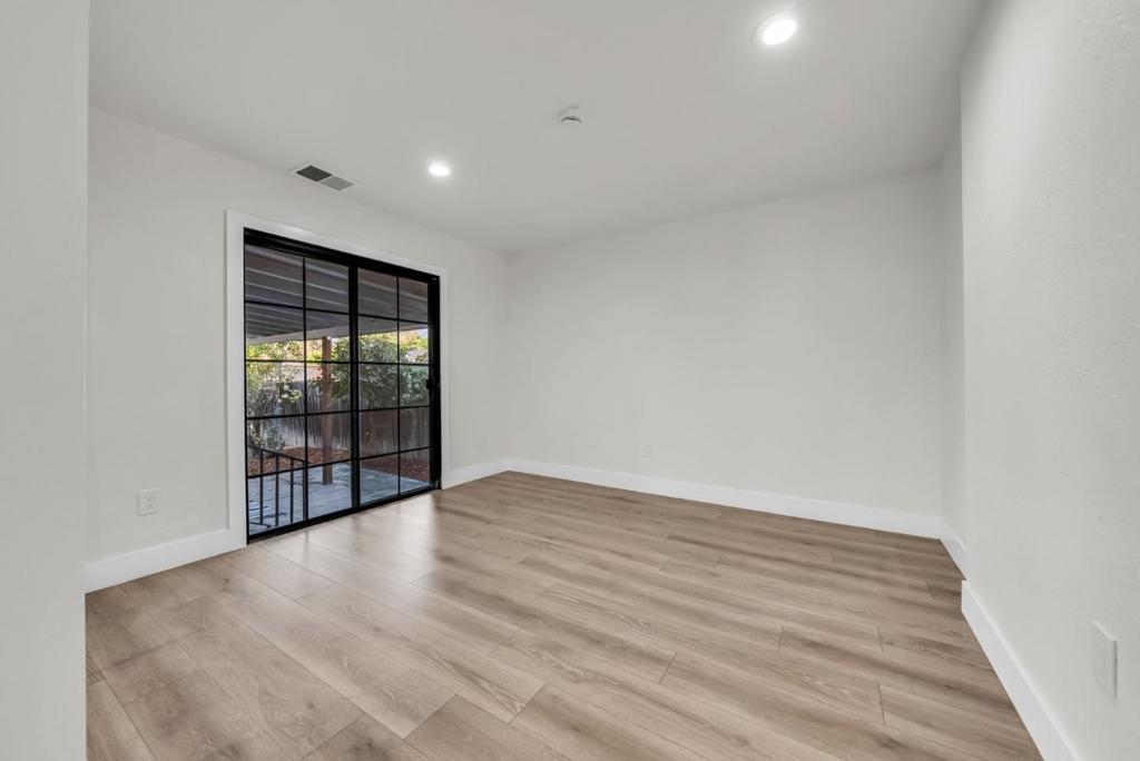 1539 San Fernando Street Property Photo 31