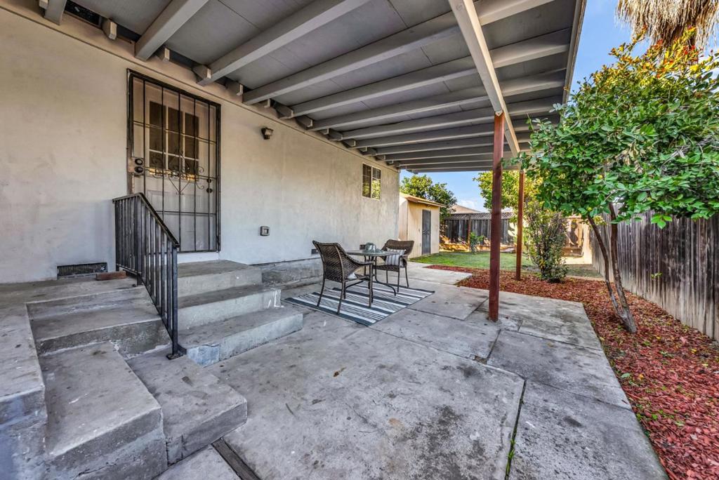 1539 San Fernando Street Property Photo 40