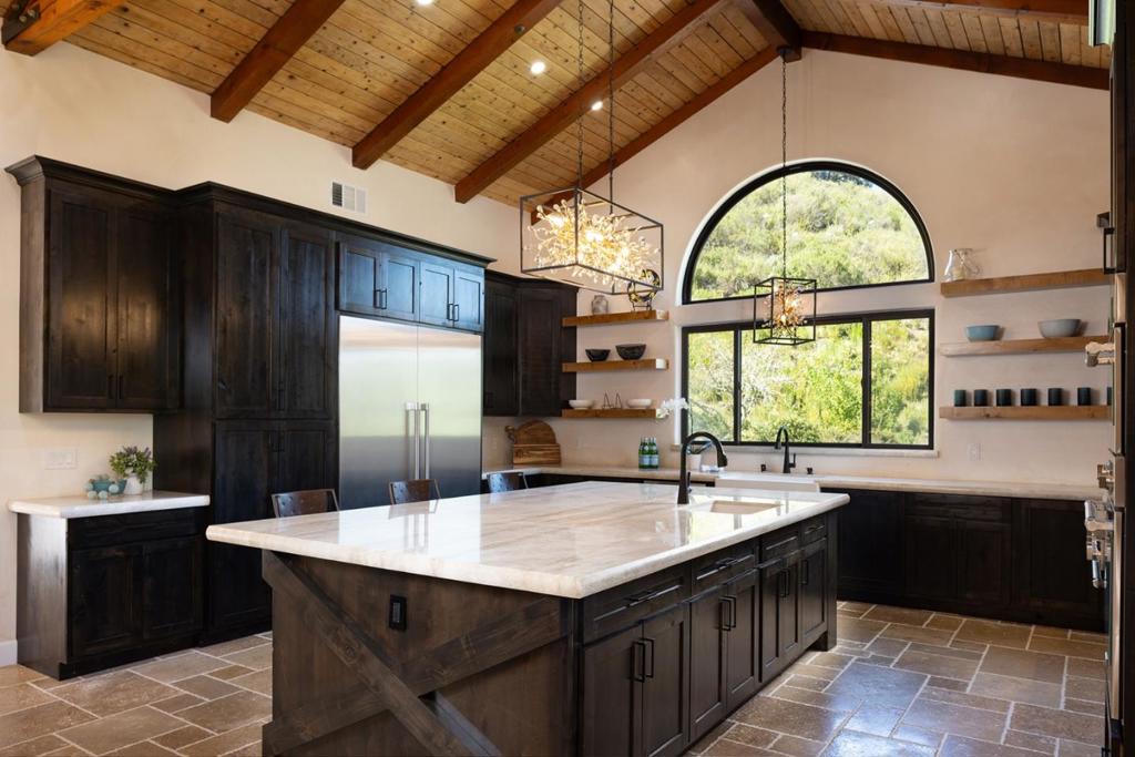 372 Corral De Tierra Road Property Photo 14