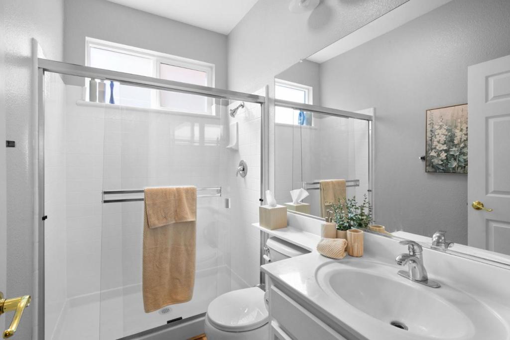 4637 Glenbrook Drive Property Photo 23