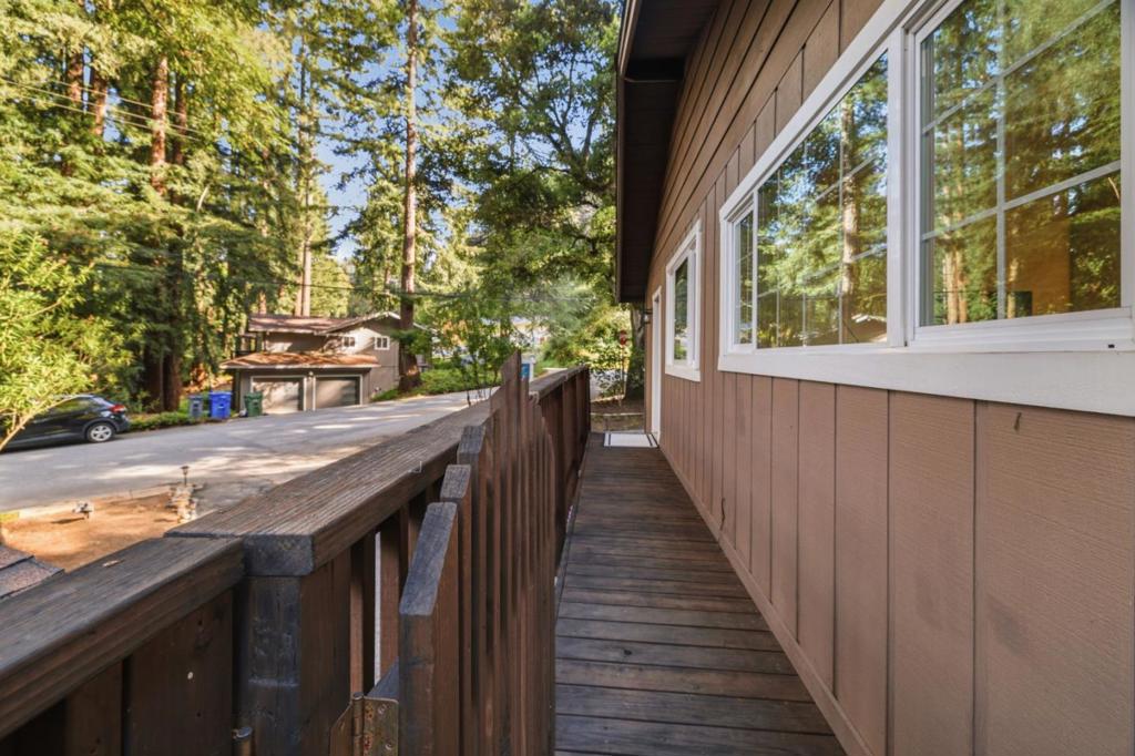220 Lake Drive Property Photo 52