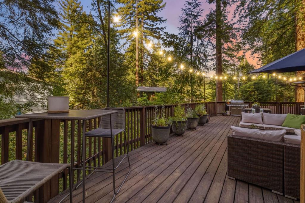 220 Lake Drive Property Photo 68