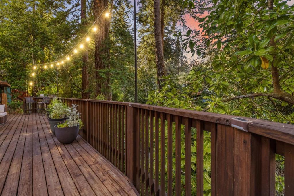 220 Lake Drive Property Photo 69