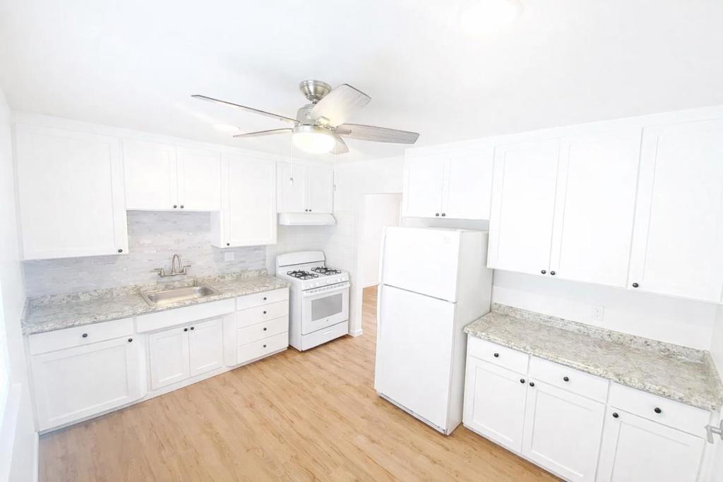 ML82040543 Property Photo 3