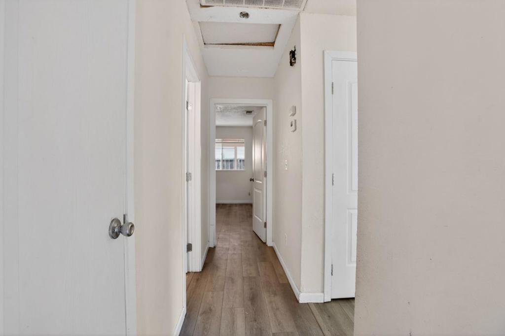 2524 Pemberton Court Property Photo 13