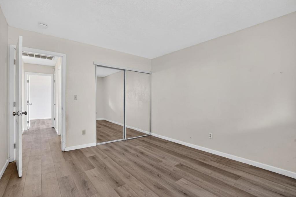 2524 Pemberton Court Property Photo 18