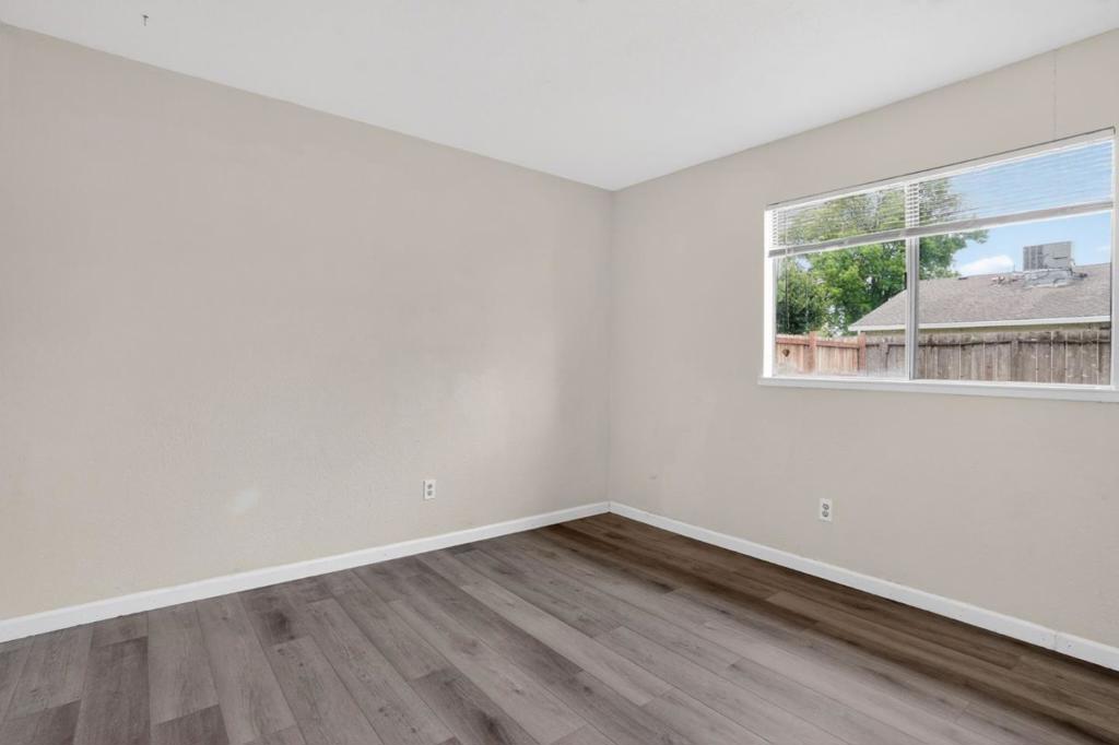 2524 Pemberton Court Property Photo 19