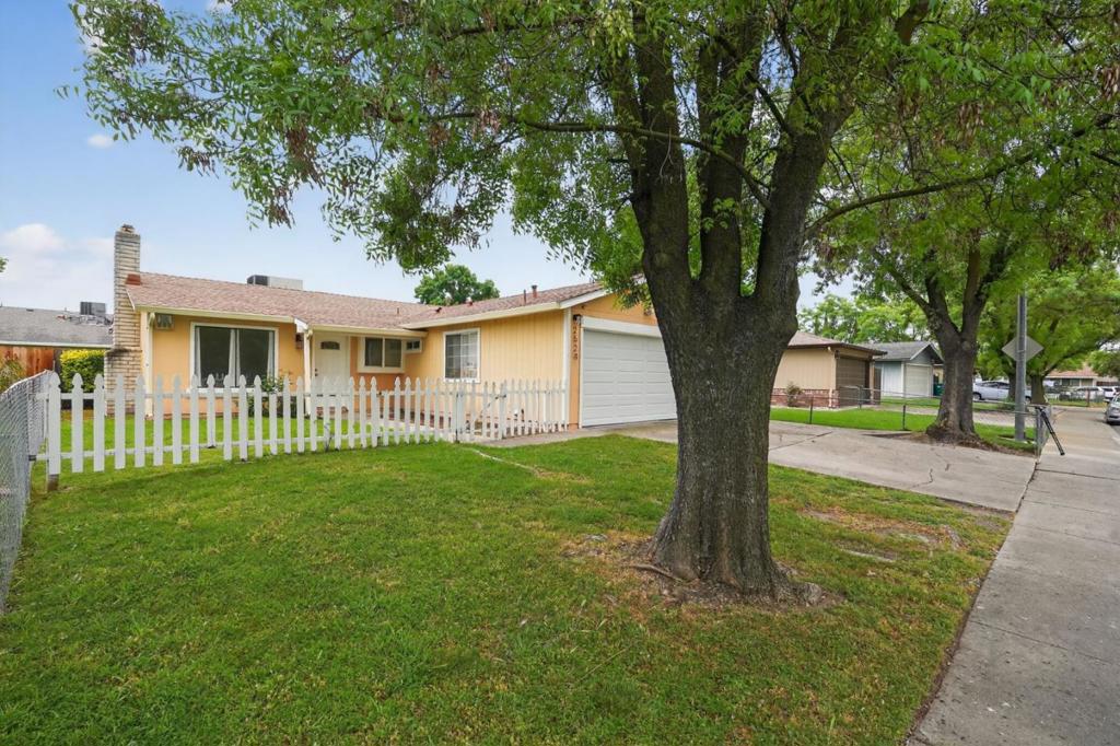 2524 Pemberton Court Property Photo 32