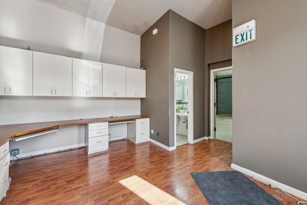 35 W 25th Avenue Property Photo 14