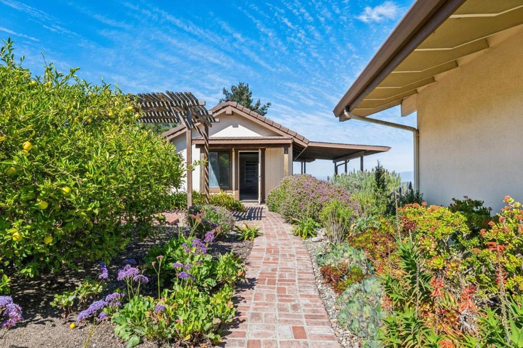 26245 Rinconada Drive Property Photo 25