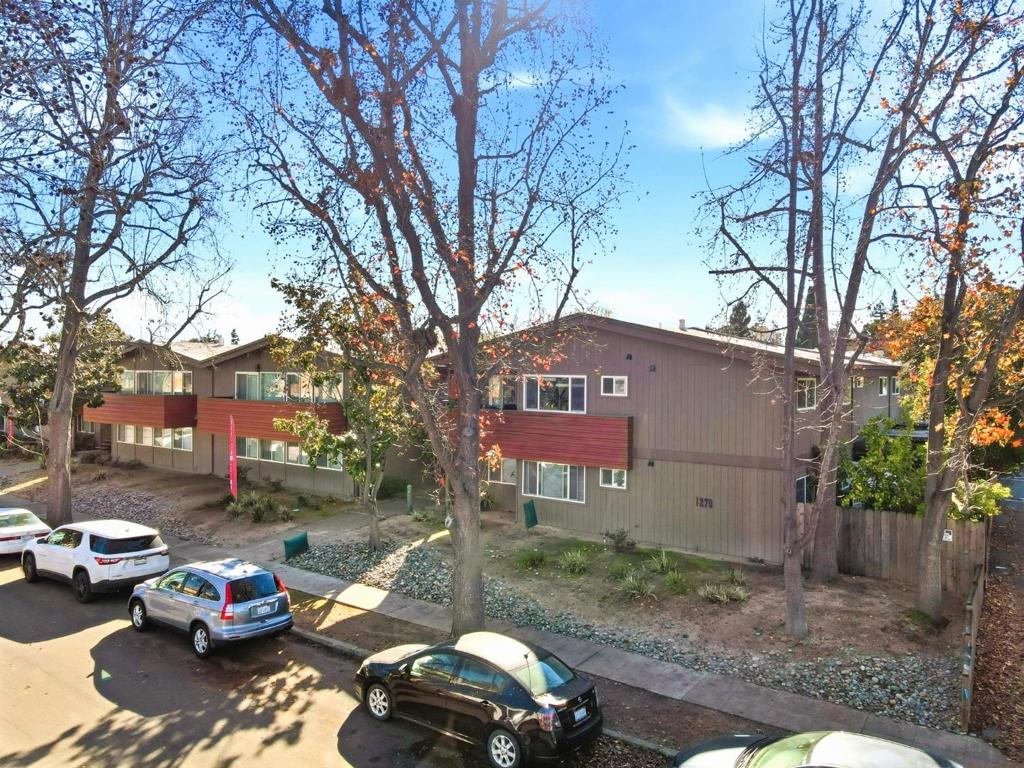 1270 Coronado Drive Property Photo 15