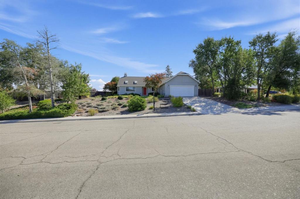 2468 Falcon Drive Property Photo 27