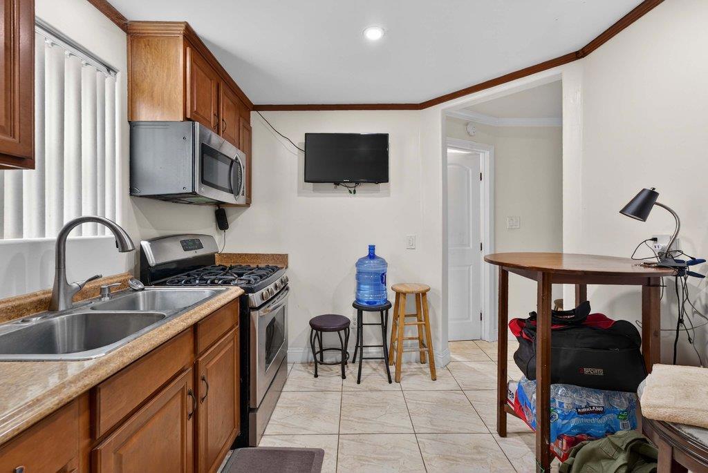 20 Gonda Street Property Photo 13